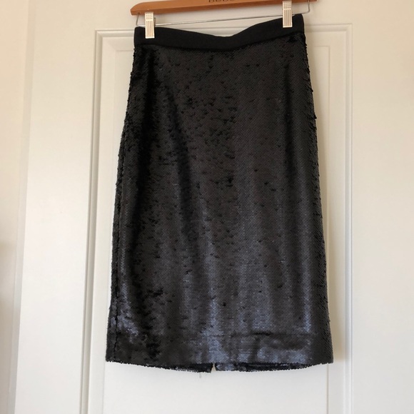 Banana Republic sequin skirt - Picture 4 of 7